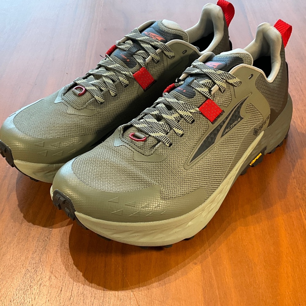 Timp 5 GTX Gray and Red Trail Running Shoes